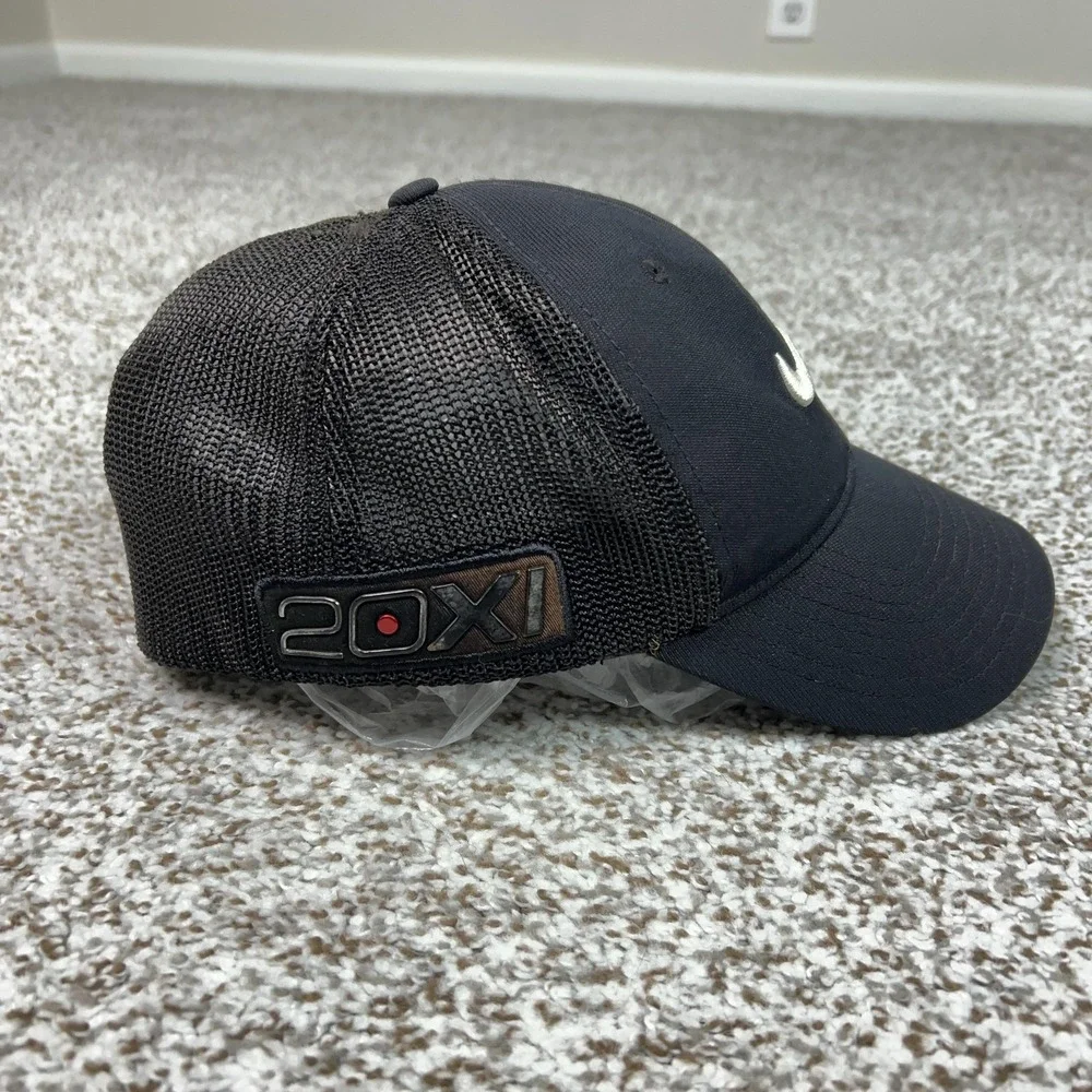 Nike Golf Hat Cap Flex Fitted Mens One‎ Size Black Mesh VT 20XI Swoosh Sports